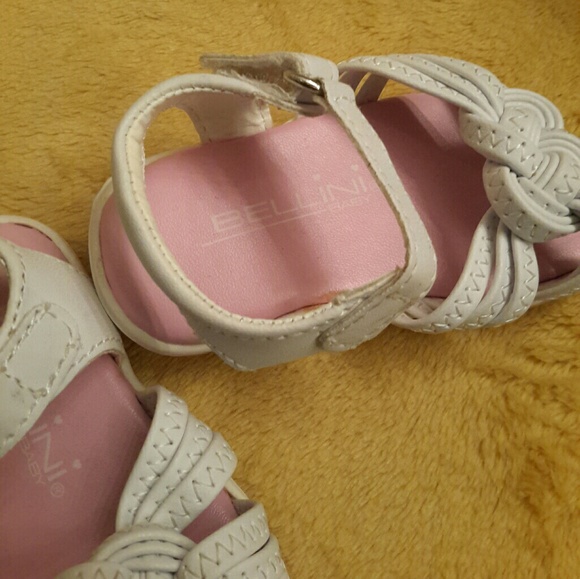 Bellini Infant Sandal (Wnite) F-6 - Picture 2 of 5